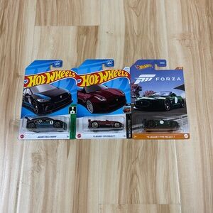 JAGUAR HOT WHEELS LOT (3 PC)